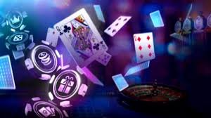 topslots APP Myanmar ကစားသမားများ ဖုန်းဖြင့် Slots Live Casino ကစားနေသောပုံ